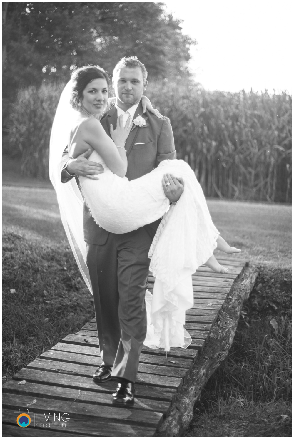 sara+chris-simons-wedding-belleville-winery-pa-living-radiant-photography_0049.jpg
