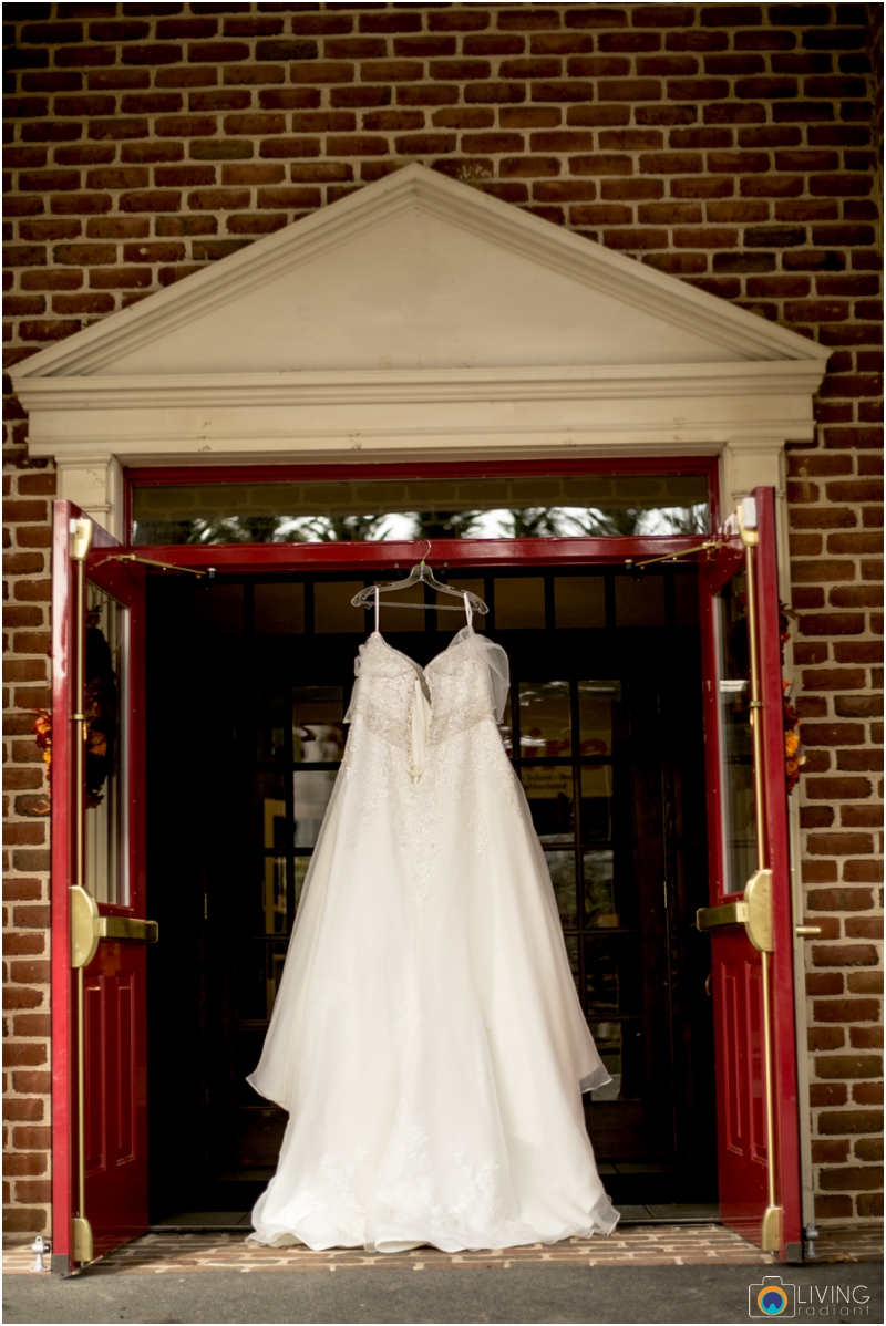 Kevin-Cassie-Pennsylvania-Littlestown-Chapel-Wedding-Living-Radiant-Photography_0002.jpg