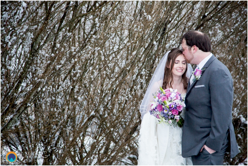 Stephanie-Nick-Shivery-Snowy-Indoor-Wedding-Geneva-Farm-Golf-Course-Wedding-Living-Radiant-Photography-Maggie-Patrick-Nolan_0034.jpg