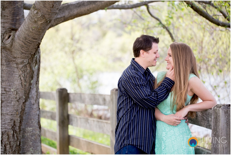 steph-brad-engagement-session-federal-hill-centennial-lake-park-outdoor-engaged-living-radiant-photography-maggie-patrick-nolan_0011.jpg