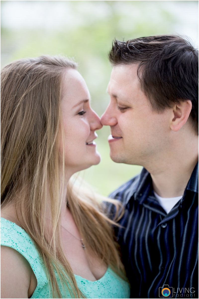 steph-brad-engagement-session-federal-hill-centennial-lake-park-outdoor-engaged-living-radiant-photography-maggie-patrick-nolan_0013.jpg