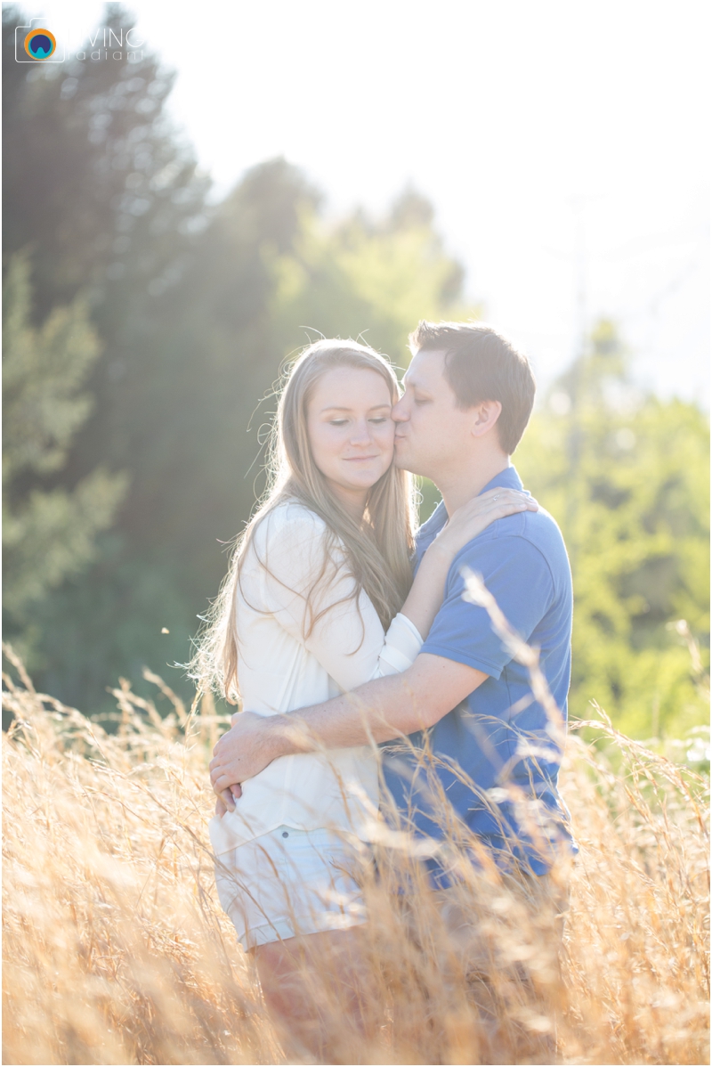steph-brad-engagement-session-federal-hill-centennial-lake-park-outdoor-engaged-living-radiant-photography-maggie-patrick-nolan_0028.jpg