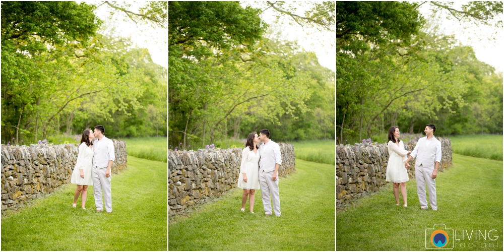 heather-carlos-outdoor-Antietam-National-Battlefield-engagement-session-living-radiant-phootgraphy-best-maryland-wedding-photographer_0011.jpg