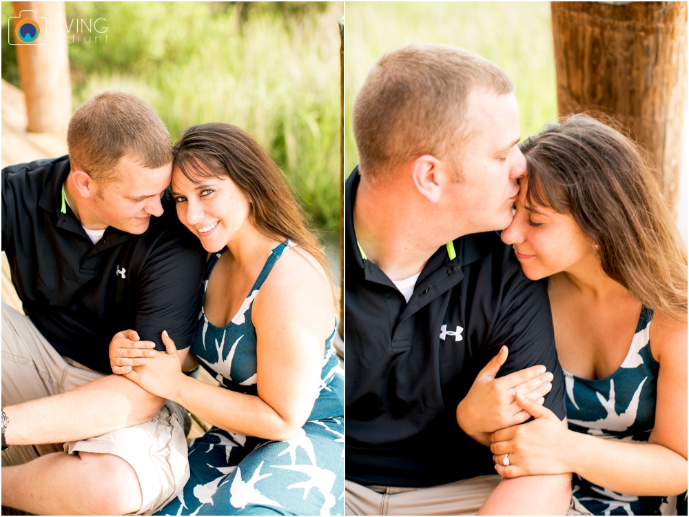 St.-Michaels-Engagement-Wedding-Photography-Living-Radiant-Photography-on-the-water-photos-Megan-Kevin_0026.jpg