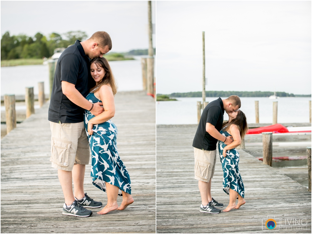 St.-Michaels-Engagement-Wedding-Photography-Living-Radiant-Photography-on-the-water-photos-Megan-Kevin_0031.jpg