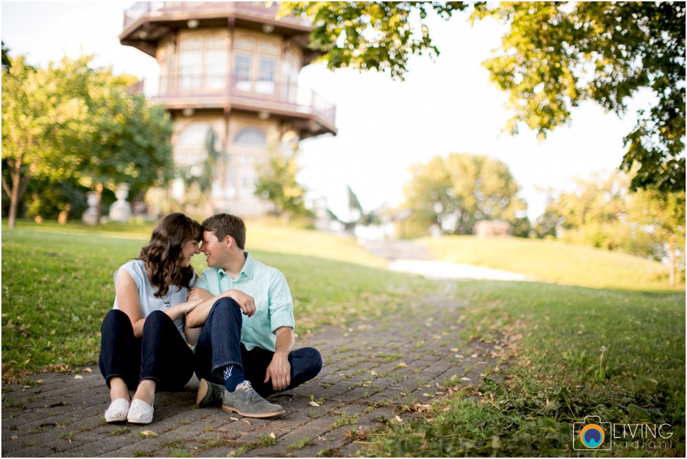 eva-dave-engaged-patterson-park-baltimore-downtown-living-radiant-photography-photos_0026.jpg