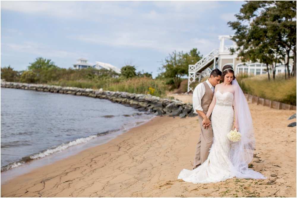 allison mario chesapeake bay beach club wedding living radiant photography_0058.jpg