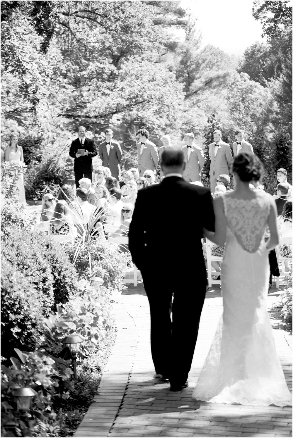 daniel chrissy gramercy mansion outdoor garden wedding living radiant photography_0065.jpg