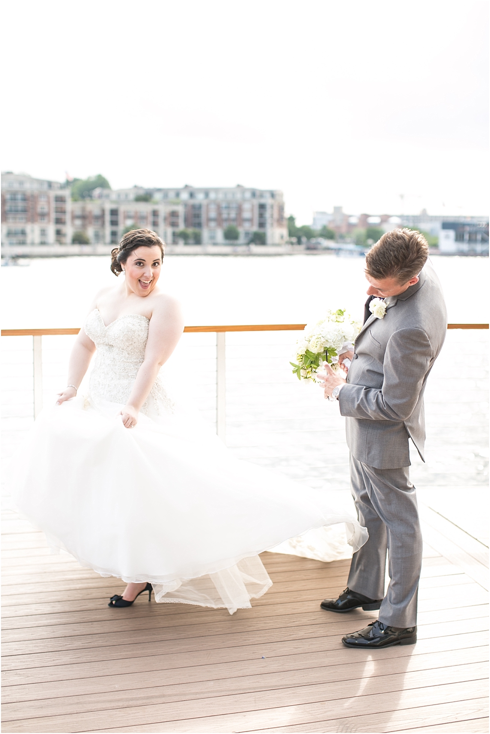 baltimore marriott waterfront wedding living radiant photograpy victoria clausen florals fiscus photos_0071.jpg