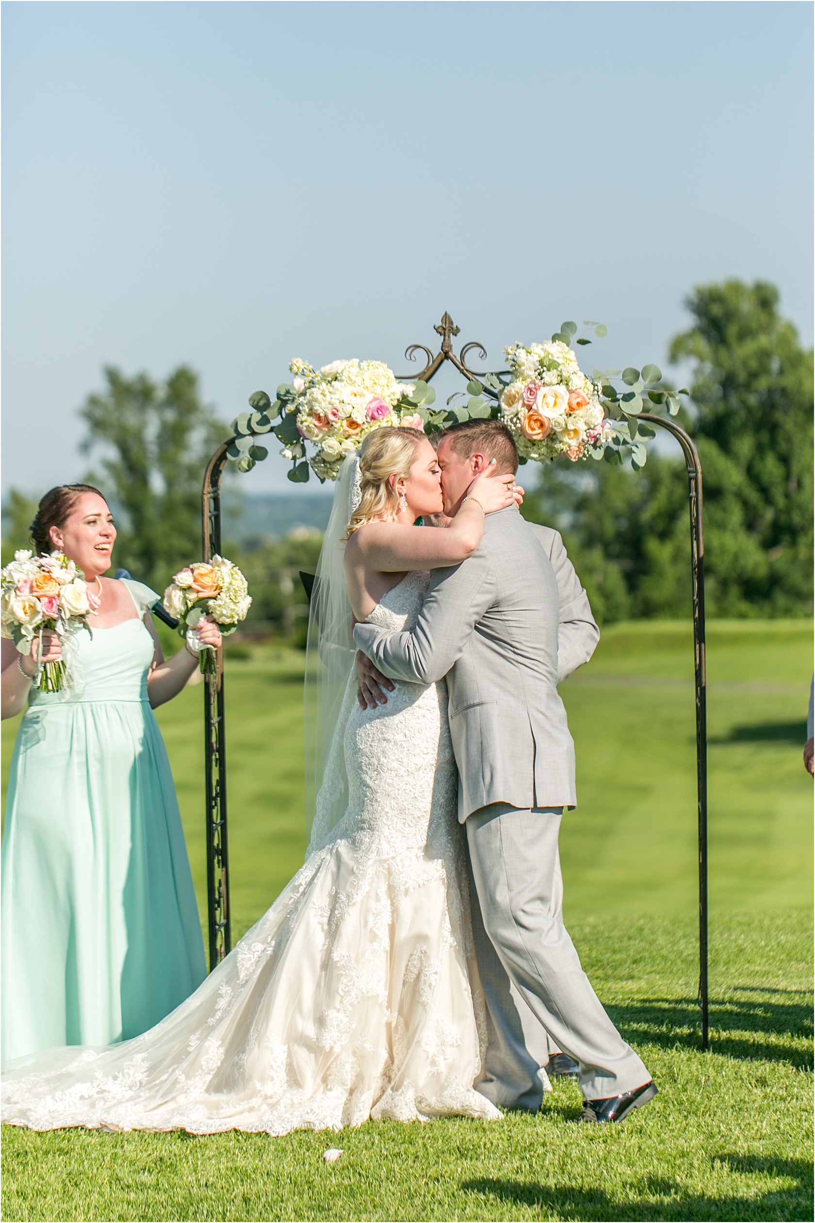 Hegwald Rolling Road Country Club Wedding Living Radiant Photography photos_0102.jpg
