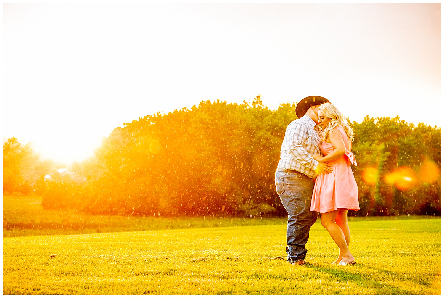 Kaitlin Justin Frederick Country Rainy Engagement Session Living Radiant Photography_0035.jpg