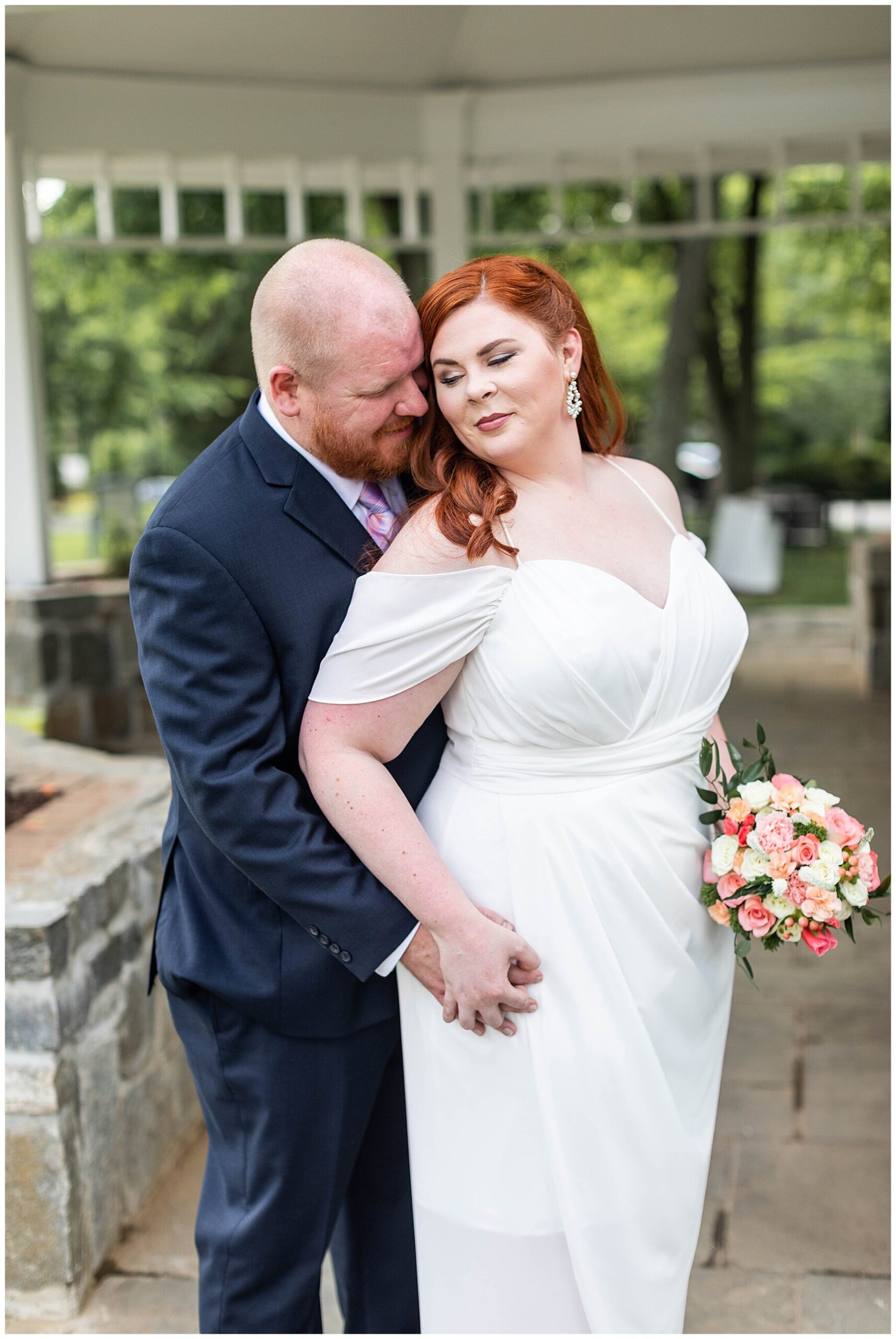 Hannah Mark Silo Falls Beloved Weddings Mini Wedding Living Radiant Photography - 2020-06-25_0028.jpg
