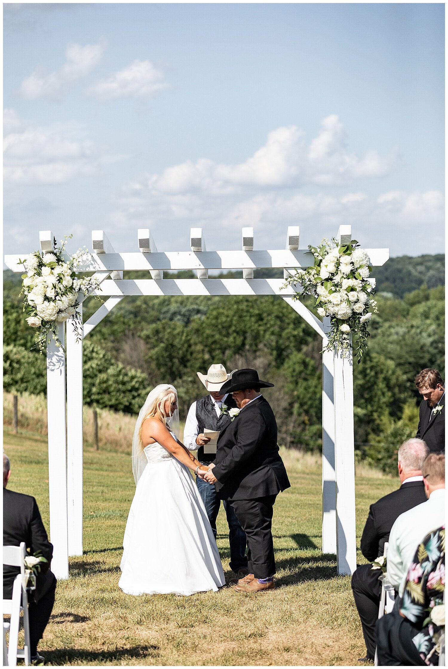 Kaitlin Justin Dulaneys Overlook Wedding Living Radiant Photography_0041.jpg