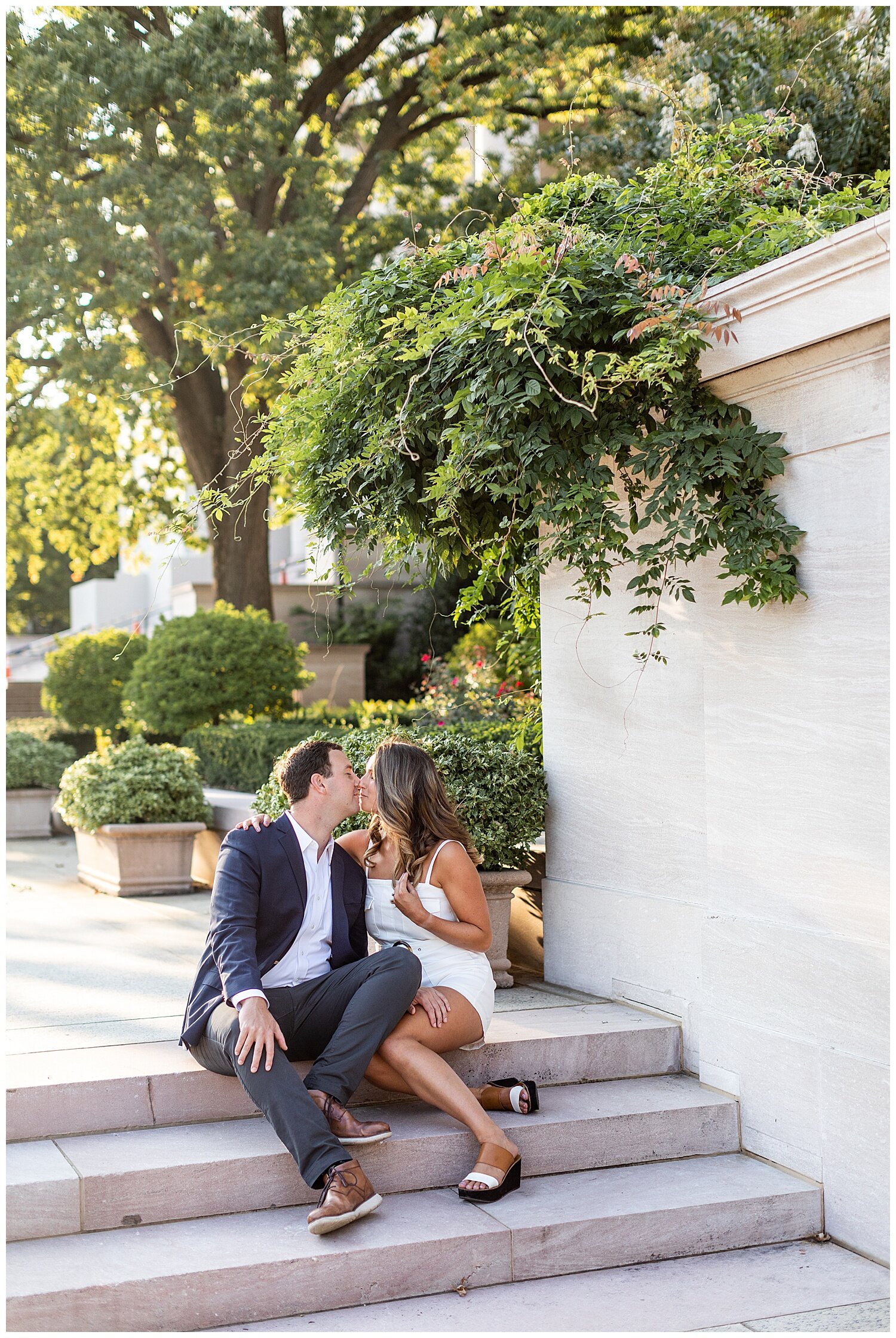 Haylie Chris National Mall Engagement Session 2020 Living Radiant Photography_0015.jpg