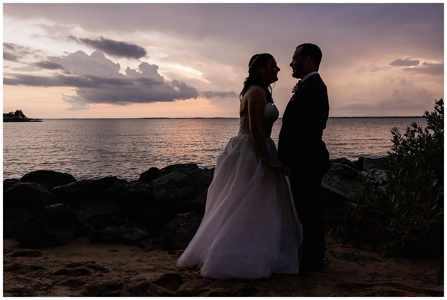 Stephanie Karl Chesapeake Bay Beach Club Wedding Living Radiant Photography_0049.jpg