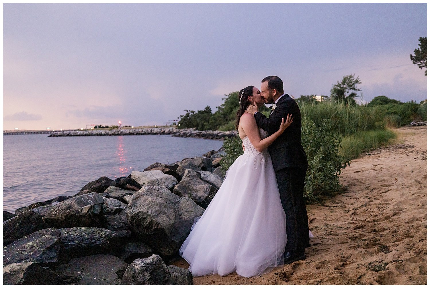Stephanie Karl Chesapeake Bay Beach Club Wedding Living Radiant Photography_0050.jpg