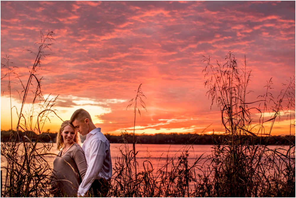 laura+luke+annapolis+quiet+waters+anniversary+maternity+session+living+radiant+photography+photos+stomped_0020.jpg